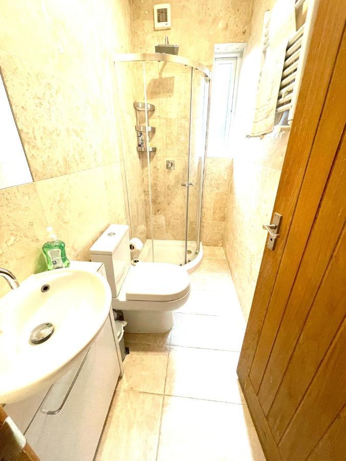 Koala & Tree - Renovated 2 Bed Apartment Ideal Location - Short Lets & Serviced Accommodation Cambridge מראה חיצוני תמונה